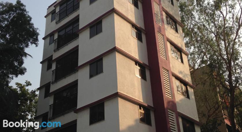Hotel Galaxy Comforts Mumbai Exterior photo